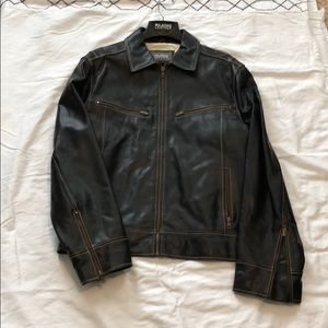 Men’s leather Bomber Jacket. Dark Brown.